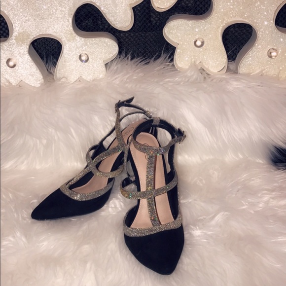 🌟NWOT SUper CuTe Suede Heels 👠 - Picture 2 of 5